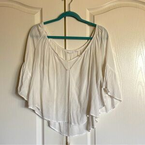 Lush white loose fit crop flutter sleeve top size XL